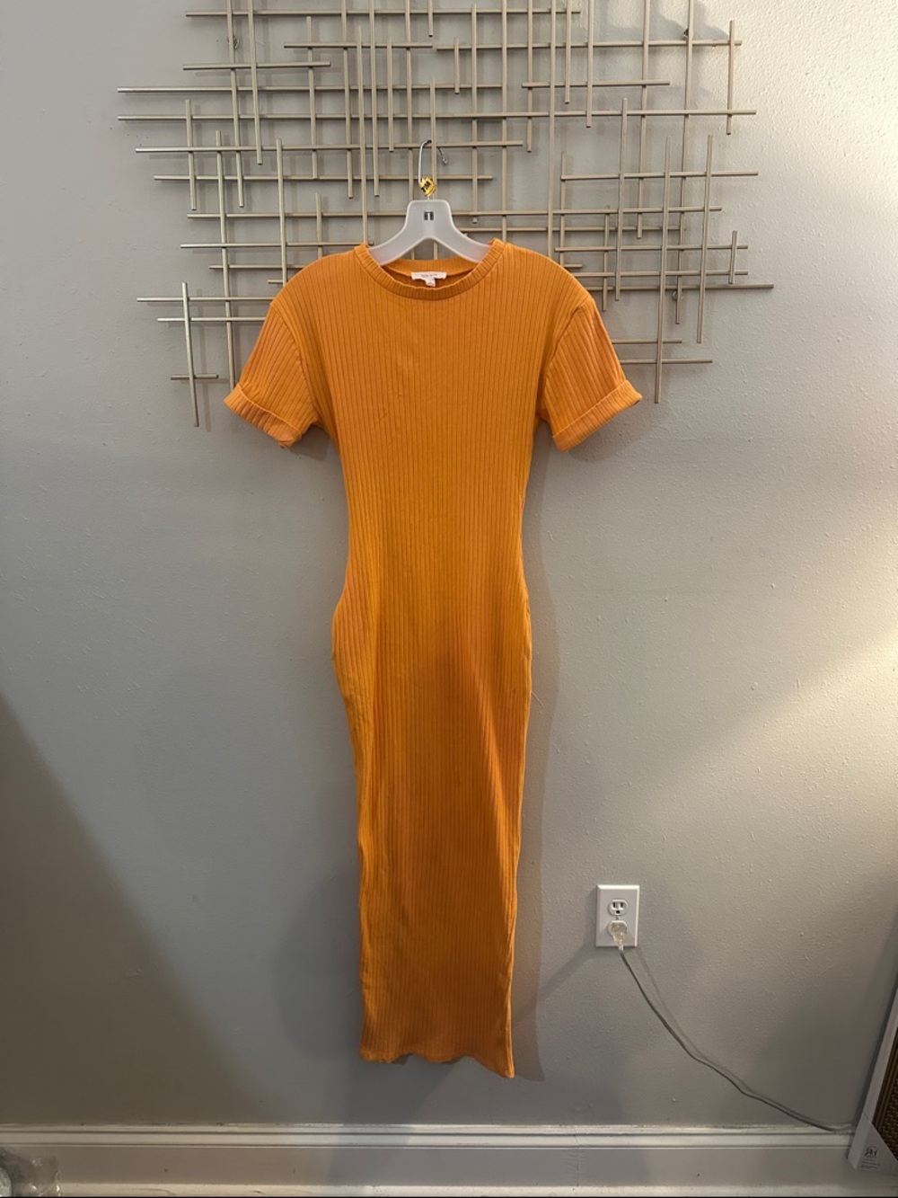 Ribbed Short Sleeve Midi Dress - Mustard